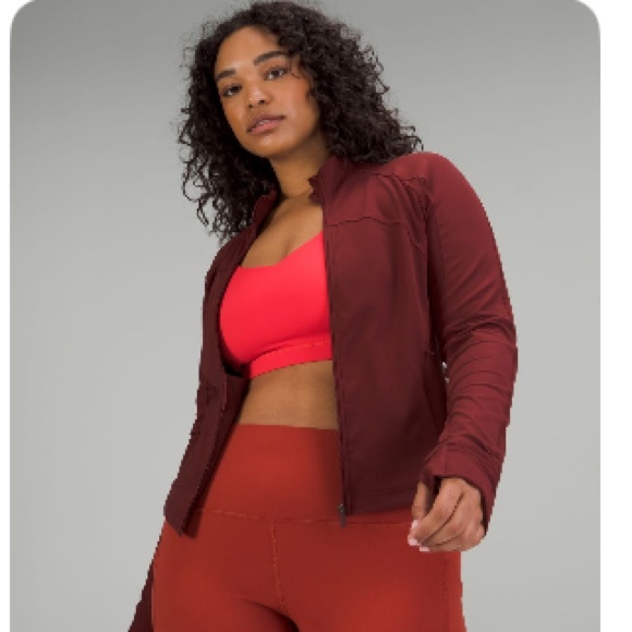 SOLD Cropped define jacket - Picture 1 of 4